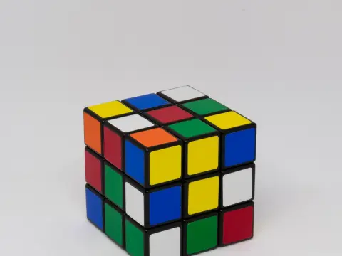 Trouver la paix intérieure avec le Rubik's Cube