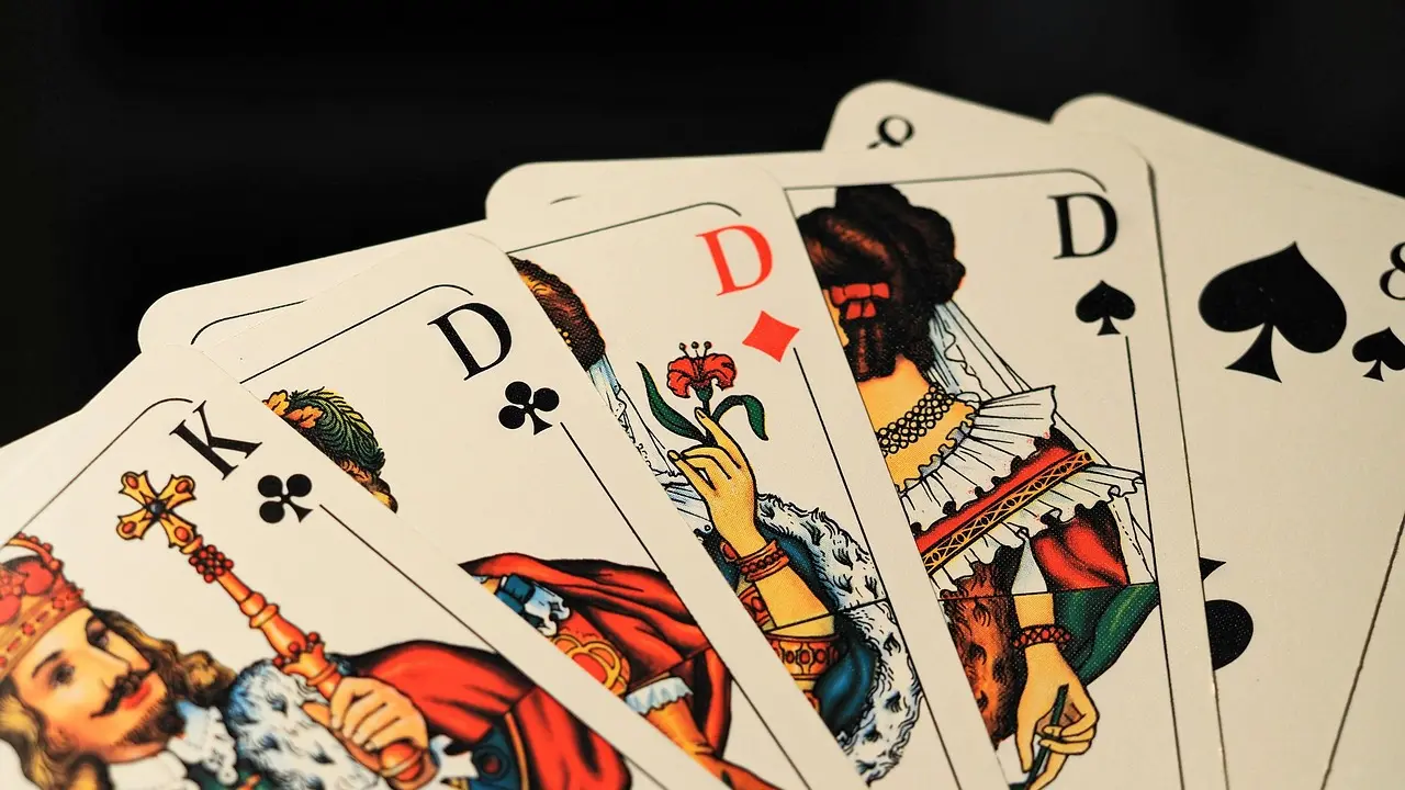 Les jeux de cartes solitaires incontournables